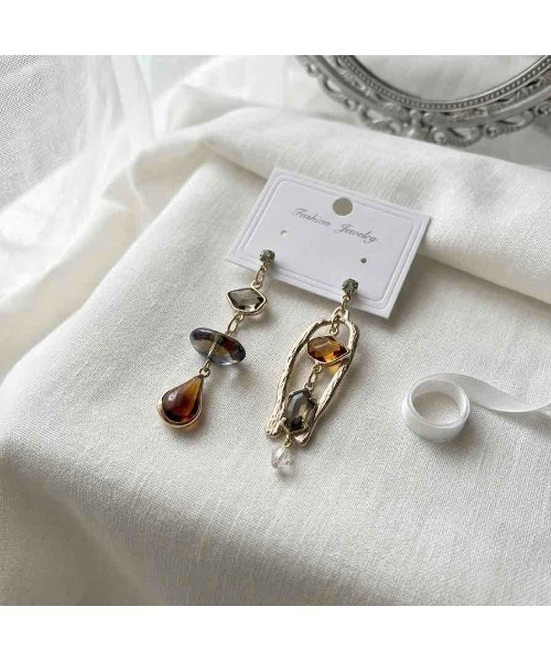tone(トーン)の「【88eighty-eight】レトロアンティークストーン非対称ピアス【import】(MA)(ピアス(両耳用)・レディース・ゴールド・FREE)」の2枚目の写真