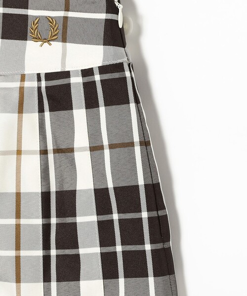 FRED PERRY(フレッドペリー)の「【別注】FRED PERRY / チェック スカート(スカート・レディース・ホワイト系その他/イエロー系その他・8/10)」の17枚目の写真