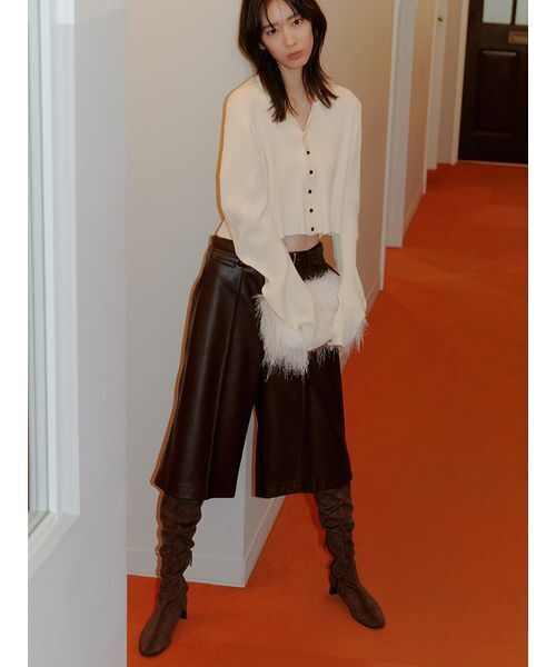 MIESROHE(ミースロエ)の「ベルトセットシンセティックレザーバミューダパンツ(その他パンツ・レディース・ブラック/ダークブラウン・0/1)」の20枚目の写真