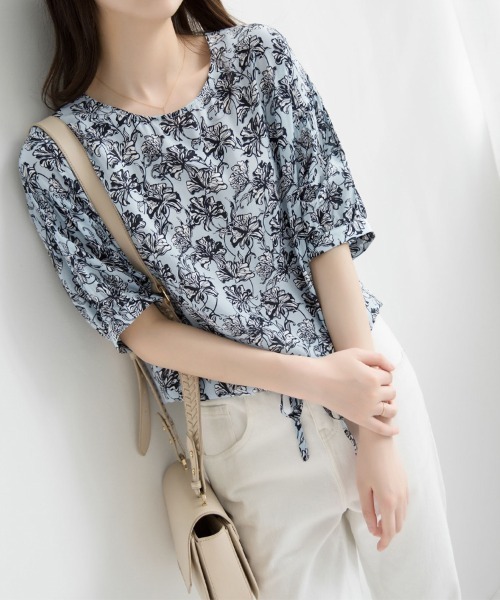 ONEP STAR（ワンピスター）の「花柄リボン付き半袖ブラウス（シャツ/ブラウス・レディース・ブルー・MEDIUM/LARGE/X-LARGE）」の2枚目の写真