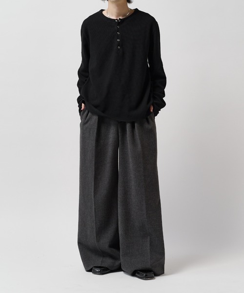 Lui's(ルイス)の「【Neucon】CLASSIC HEATHER WIDE-LEG SLACKS / クラシック2タックワイドレッグスラックスパンツ / セットアップ対応(スラックス・メンズ・ブラウン/チャコールグレー・1/2)」の13枚目の写真