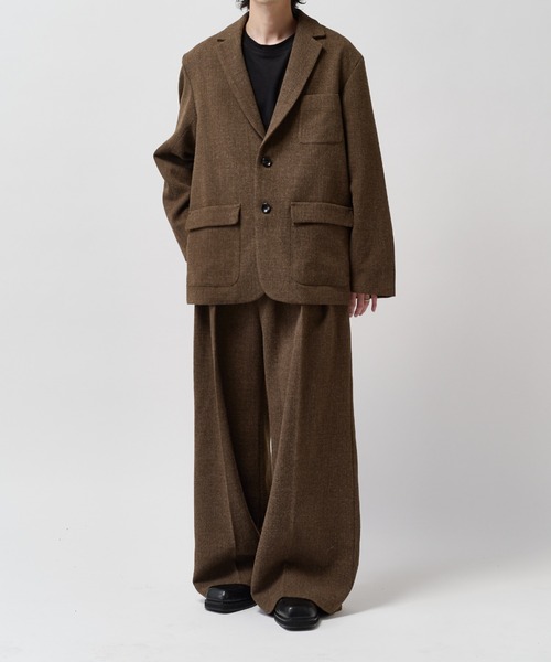 Lui's(ルイス)の「【Neucon】CLASSIC HEATHER WIDE-LEG SLACKS / クラシック2タックワイドレッグスラックスパンツ / セットアップ対応(スラックス・メンズ・ブラウン/チャコールグレー・1/2)」の4枚目の写真