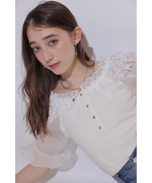 Rirandture(リランドチュール)の「エンブロイダリーパフスリーブニット(ニット/セーター・レディース・オフホワイト/ブラック・2)」の7枚目の写真