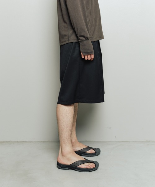 bal(バル)の「COTTON TWILL OVER SIZED BERMUDA SHORT(その他パンツ・メンズ・チェック/ブラック/ブラウン・3/2/1)」の5枚目の写真