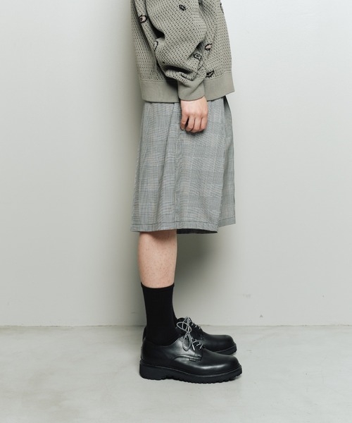 bal(バル)の「COTTON TWILL OVER SIZED BERMUDA SHORT(その他パンツ・メンズ・チェック/ブラック/ブラウン・3/2/1)」の9枚目の写真