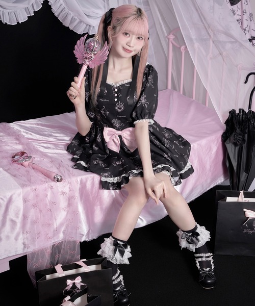 Magia Charm(マギアチャーム)の「マジカルコレクションワンピース(ワンピース・レディース・ブラック/ピンク・F)」の6枚目の写真
