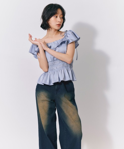 REDYAZEL(レディアゼル)の「ショルダーリボン2WAYオフショルブラウス(シャツ/ブラウス・レディース・オフホワイト/ブルー/ブラック・FREE)」の9枚目の写真