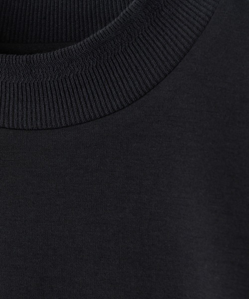 MEN'S BIGI（メンズビギ）の「アクティブテーラー シルケットスムース UネックロングTシャツ［シルケット加工/抗菌防臭/帯電防止］（Tシャツ/カットソー・メンズ・ホワイト/ブラック/グレー・01/05/04/03/02）」の15枚目の写真