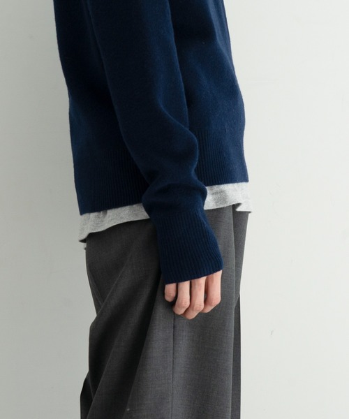 LINDER SPORT(リンダースポーツ)の「LINDER SPORT Thin u-neck(ニット/セーター・メンズ・チャコール/ホワイト/ネイビー/ヘザーグレー・SMALL/MEDIUM)」の20枚目の写真
