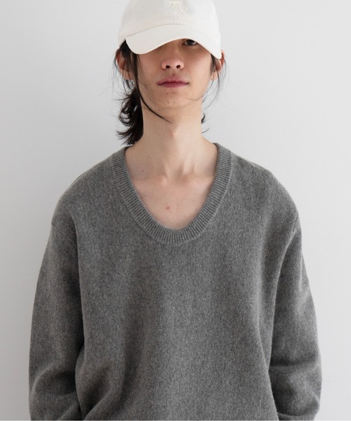 LINDER SPORT(リンダースポーツ)の「LINDER SPORT Thin u-neck(ニット/セーター・メンズ・チャコール/ホワイト/ネイビー/ヘザーグレー・SMALL/MEDIUM)」の10枚目の写真
