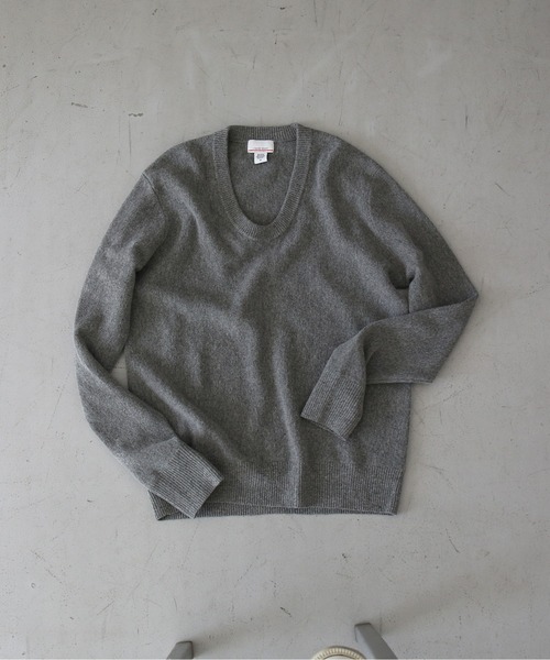 LINDER SPORT(リンダースポーツ)の「LINDER SPORT Thin u-neck(ニット/セーター・メンズ・チャコール/ホワイト/ネイビー/ヘザーグレー・SMALL/MEDIUM)」の12枚目の写真