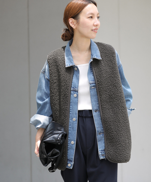 Champion(チャンピオン)の「《追加/新色》別注【Champion/チャンピオン】ボアフリースベスト(その他アウター・レディース・チャコールグレー/ブラウン・FREE)」の8枚目の写真