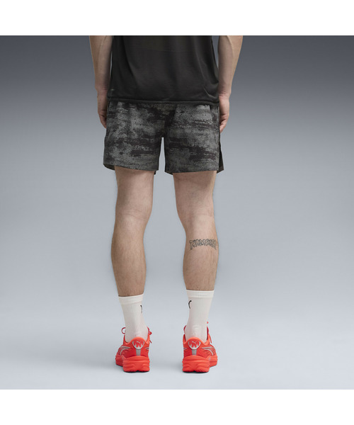 PUMA（プーマ）の「PUMA プーマ メンズ ランニング ドリームラン 5インチ ブライトストライド A（その他パンツ・メンズ・ブラック・MEDIUM/LARGE/X-LARGE/SMALL）」の2枚目の写真