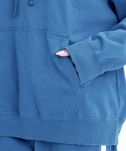 BILLABONG（ビラボン）の「BILLABONG ウィメンズ SURF CAMP HERITAGE PULL HOODIE パーカー 【2026年秋冬モデル】/ビラボンバックプリントフーディー(セットアップタイプ可能)（パーカー・レディース・イエロー系その他/ブルー系その他/エメラルド・MEDIUM）」の8枚目の写真