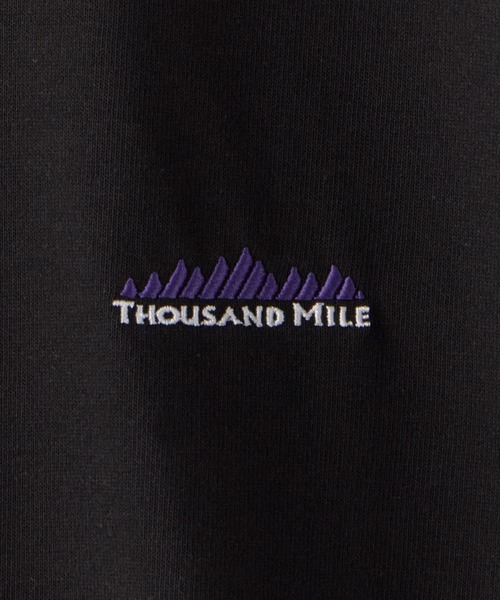THOUSAND MILE(サウザンドマイル)の「THOUSAND MILE/サウザンドマイル SHORT SLEEVE PRINT T-SHIRT HISTORY メッセージロゴ クルーネック ワイドTシャツ 2026年 夏 夏服(Tシャツ/カットソー・メンズ・ブラック・M)」の5枚目の写真