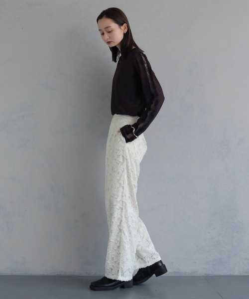 &g'aime(アンジェム)の「【&g'aime 】レースラインシアートップス Lace Line Sheer Top(シャツ/ブラウス・レディース・ブラック/ホワイト/ブラウン・FREE)」の12枚目の写真