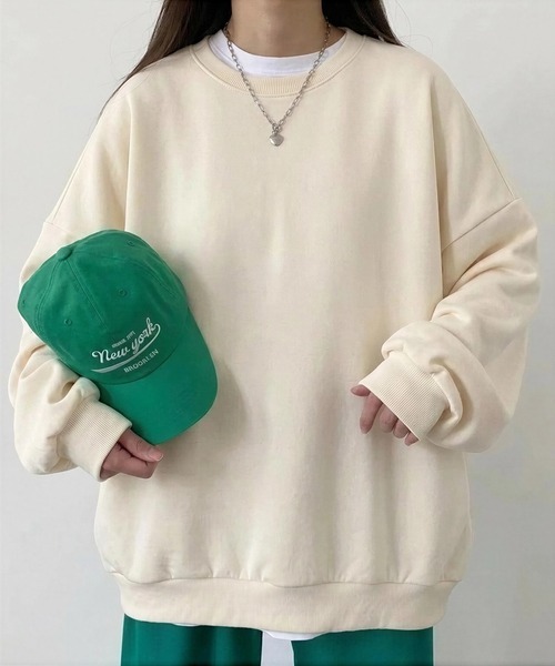 yuue' ( wear )（ユーイ）の「裏起毛オーバーサイズスウェット/プルオーバー（スウェット・レディース・ダークブラウン/グレー/グレイッシュベージュ/チャコールグレー/アイボリー/ブラック・FREE）」の2枚目の写真