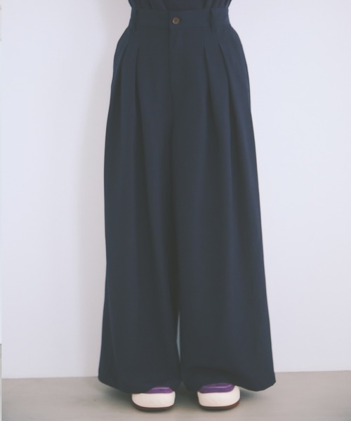 COLORME(カラーミー)の「【野崎智子 着用】タック入りワイドパンツ(その他パンツ・レディース・チャコール/ネイビー・M/S)」の17枚目の写真