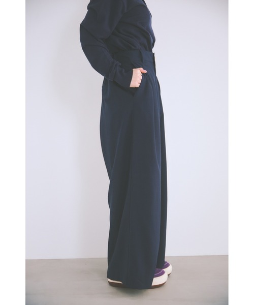 COLORME(カラーミー)の「【野崎智子 着用】タック入りワイドパンツ(その他パンツ・レディース・チャコール/ネイビー・M/S)」の18枚目の写真