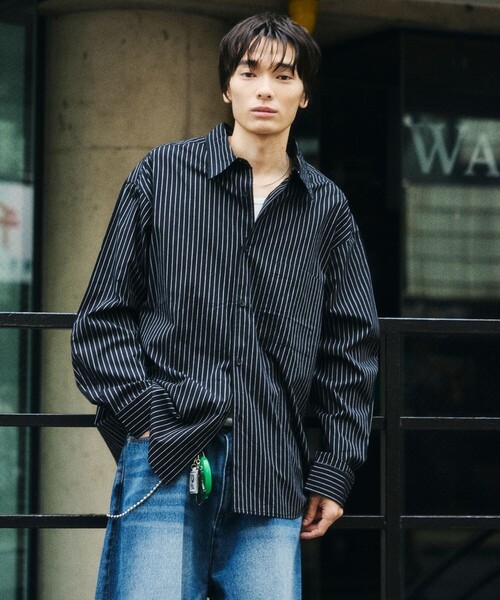 FREAK'S STORE(フリークスストア)の「限定展開 REGULAR COLLAR BOX CUT STRIPE SHIRT(シャツ/ブラウス・メンズ・サックスブルー/ブラウン/ホワイト/ブラック・LARGE/MEDIUM/SMALL)」の2枚目の写真