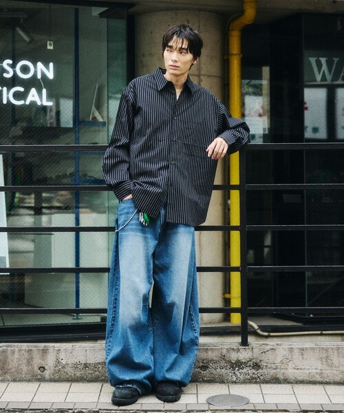 FREAK'S STORE(フリークスストア)の「限定展開 REGULAR COLLAR BOX CUT STRIPE SHIRT(シャツ/ブラウス・メンズ・サックスブルー/ブラウン/ホワイト/ブラック・LARGE/MEDIUM/SMALL)」の18枚目の写真