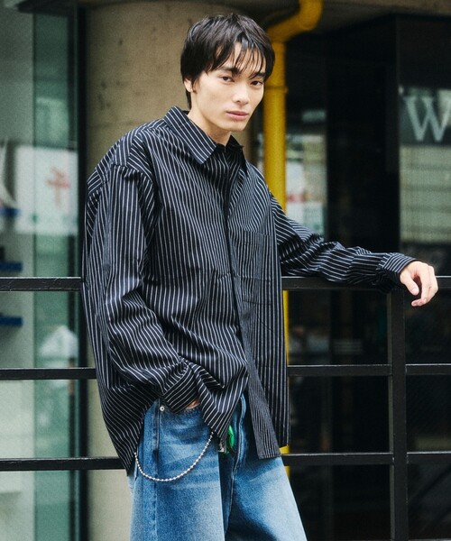 FREAK'S STORE(フリークスストア)の「限定展開 REGULAR COLLAR BOX CUT STRIPE SHIRT(シャツ/ブラウス・メンズ・サックスブルー/ブラウン/ホワイト/ブラック・LARGE/MEDIUM/SMALL)」の21枚目の写真