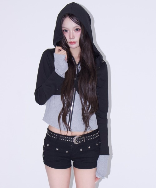 REINE NOIRE（レーヌノワール）の「sharp layered tops./シャープレイヤードトップス（その他トップス・レディース・ブラック×グレー・FREE）」の3枚目の写真