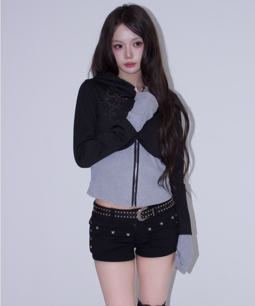 REINE NOIRE（レーヌノワール）の「sharp layered tops./シャープレイヤードトップス（その他トップス・レディース・ブラック×グレー・FREE）」の5枚目の写真