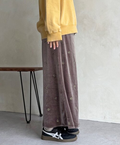 CPCM(シーピーシーエム)の「【セットアップ着用可】小花刺繍ベロアナロースカート(スカート・レディース・ブラウン/ベージュ/ブラック・FREE)」の20枚目の写真