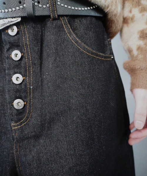 SPINNS（スピンズ）の「【セットアップ対応】13.5oz フロントドーナッツボタンワイドデニムパンツ/ヒッコリーストライプ/ダック素材（デニムパンツ・メンズ・ブルー系その他2/ブラック系その他2/ブルー系その他/ブラック系その他・L/M）」の14枚目の写真
