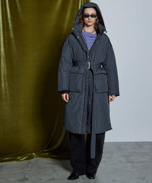 MAISON SPECIAL(メゾンスペシャル)の「【26WINTER PRE-ORDER】Multi-Fabric Long Down Coat/マルチファブリックロングダウン(ダウンジャケット/コート・レディース・ブラック/グレー/マルチ・FREE)」の2枚目の写真