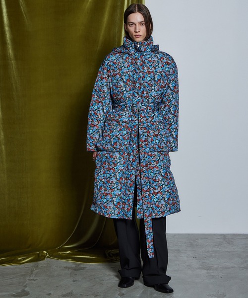 MAISON SPECIAL(メゾンスペシャル)の「【26WINTER PRE-ORDER】Multi-Fabric Long Down Coat/マルチファブリックロングダウン(ダウンジャケット/コート・レディース・ブラック/グレー/マルチ・FREE)」の5枚目の写真