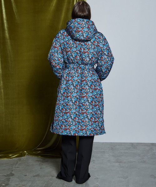 MAISON SPECIAL(メゾンスペシャル)の「【26WINTER PRE-ORDER】Multi-Fabric Long Down Coat/マルチファブリックロングダウン(ダウンジャケット/コート・レディース・ブラック/グレー/マルチ・FREE)」の8枚目の写真
