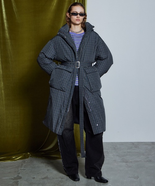 MAISON SPECIAL(メゾンスペシャル)の「【26WINTER PRE-ORDER】Multi-Fabric Long Down Coat/マルチファブリックロングダウン(ダウンジャケット/コート・レディース・ブラック/グレー/マルチ・FREE)」の15枚目の写真
