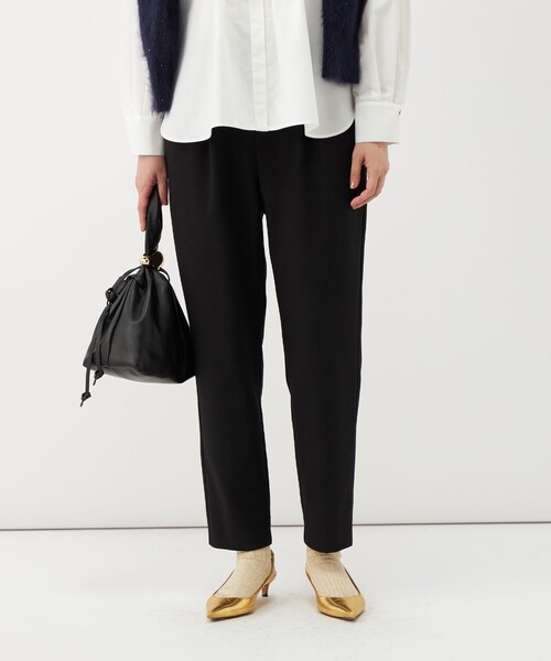 NOLLEY’S（ノーリーズ）の「《防シワ》ウォッシャブルウール調テーパードパンツ（その他パンツ・レディース・ピンク/ブラック/オフホワイト・38/36/34）」の2枚目の写真