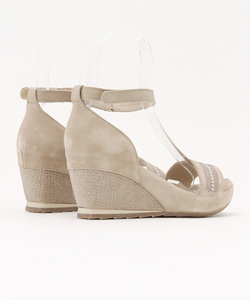 KHRIO（クーリオ）の「アンクルストラップサンダル（サンダル・レディース・サンドベージュ/ブルー/ライトグレー・35/39/37/38/36）」の6枚目の写真