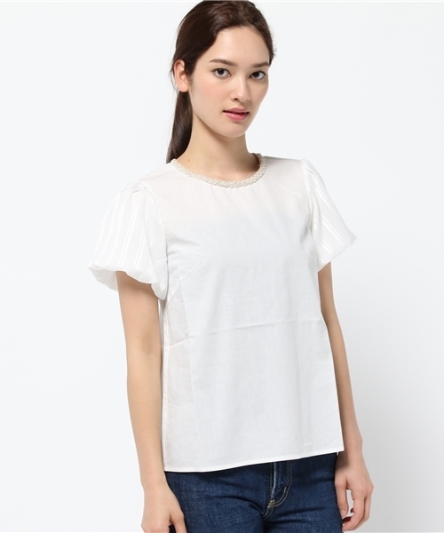 IEDIT（イディット）の「ララ・ステラ　一枚で華やぐシアーパフスリーブのビジュー付きフェミニンブラウス　（シャツ/ブラウス・レディース・ホワイト/ネイビー・MEDIUM/LARGE/SMALL/X-LARGE/XX-LARGE）」の11枚目の写真