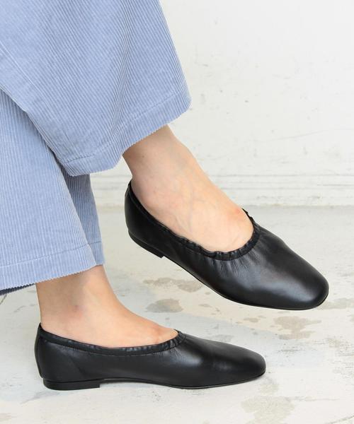 BEAUTY&YOUTH UNITED ARROWS(ビューティーアンドユースユナイテッドアローズ)の「BY∴ シャーリングフラットシューズ◆(その他シューズ・レディース・ブラック/ライトピンク・37/36/38/39)」の8枚目の写真