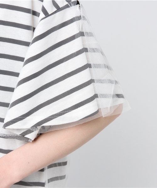 BLUEEAST（ブルーイースト）の「スリット入りフレアーボリューム袖チュール重ねボーダーカットソー（Tシャツ/カットソー・レディース・レッド/ネイビー/オフホワイト・MEDIUM）」の7枚目の写真