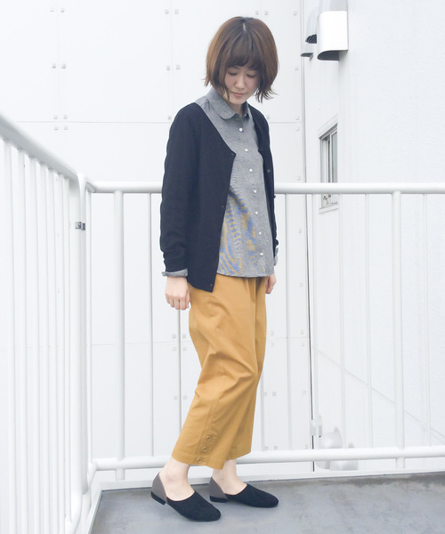 LBC（エルビーシー）の「裾ボタンクロップドパンツ（その他パンツ・レディース・ベージュ/ネイビー・M/L）」の8枚目の写真