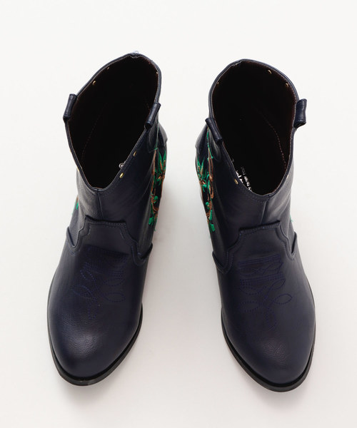 チャイハネ(チャイハネ)の「【チャイハネ】花刺繍ショートウエスタンブーツ(ブーツ・レディース・ベージュ/ネイビー/ワイン・MEDIUM/LARGE)」の5枚目の写真