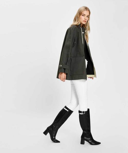 CHARLES & KEITH(チャールズ & キース)の「バックルストラップディテールニーブーツ / Buckled Strap Detail Knee Boots(ブーツ・レディース・ブラック/グリーン系その他/ブラック系その他2・23cm/23.5cm/24.5cm/25cm)」の8枚目の写真