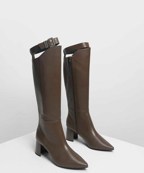 CHARLES & KEITH(チャールズ & キース)の「バックルストラップディテールニーブーツ / Buckled Strap Detail Knee Boots(ブーツ・レディース・ブラック/グリーン系その他/ブラック系その他2・23cm/23.5cm/24.5cm/25cm)」の17枚目の写真