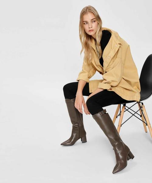 CHARLES & KEITH(チャールズ & キース)の「バックルストラップディテールニーブーツ / Buckled Strap Detail Knee Boots(ブーツ・レディース・ブラック/グリーン系その他/ブラック系その他2・23cm/23.5cm/24.5cm/25cm)」の20枚目の写真