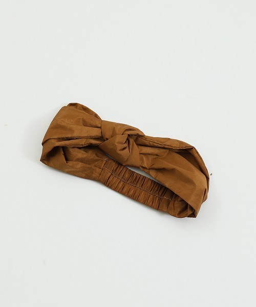 TODAYFUL（トゥデイフル）の「ノットヘアーターバン（ヘアバンド・レディース・ベージュ/キャメル・FREE）」の6枚目の写真