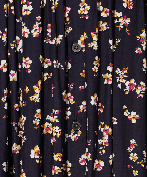 SHIPS（シップス）の「フラワープリントVネックワンピース◇（ワンピース・レディース・ベージュ/ネイビー・38/36）」の10枚目の写真