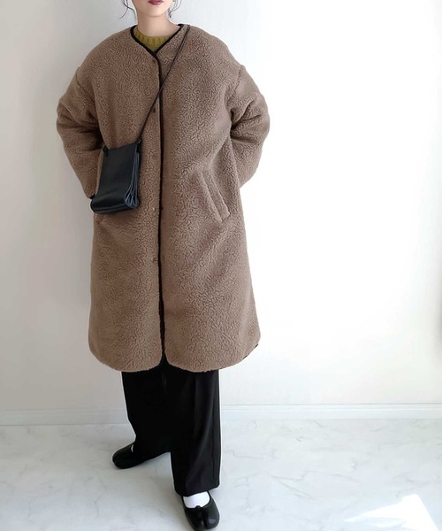 classicalelf(クラシカルエルフ)の「選べるリバーシブル ボア&ノーカラーキルティングコート(ノーカラージャケット・レディース・ベージュ/アイボリー/モカ/ベージュ系その他・MEDIUM/LARGE/X-LARGE)」の20枚目の写真