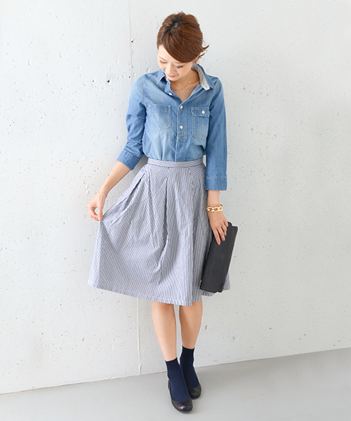 URBAN RESEARCH DOORS WOMENS（アーバンリサーチ ドアーズ ウィメンズ）の「DOORS ストライプタックスカート（スカート・レディース・ネイビー/ブルー・ONE）」の10枚目の写真