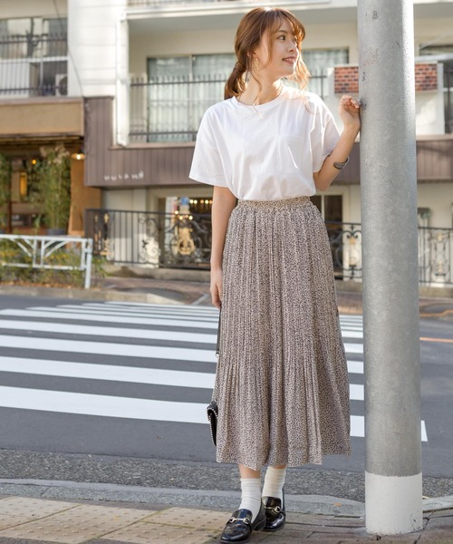 SpRay（スプレイ）の「ポケ付クルーネックTシャツ（Tシャツ/カットソー・レディース・チャコールグレー/ブラック/ピンク/アイボリー/ライトカーキ/ダークベージュ・FREE）」の15枚目の写真