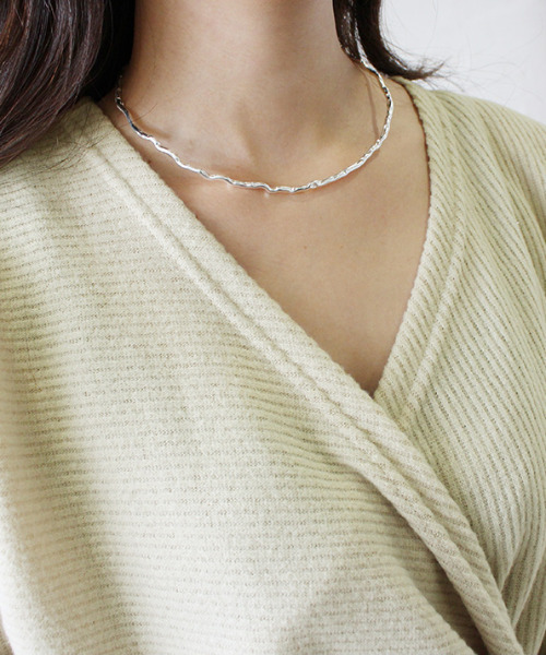 MODE ROBE(モードローブ)の「カシュクールニットソー(Tシャツ/カットソー・レディース・ブラック/ブラウン/パープル・FREE)」の8枚目の写真